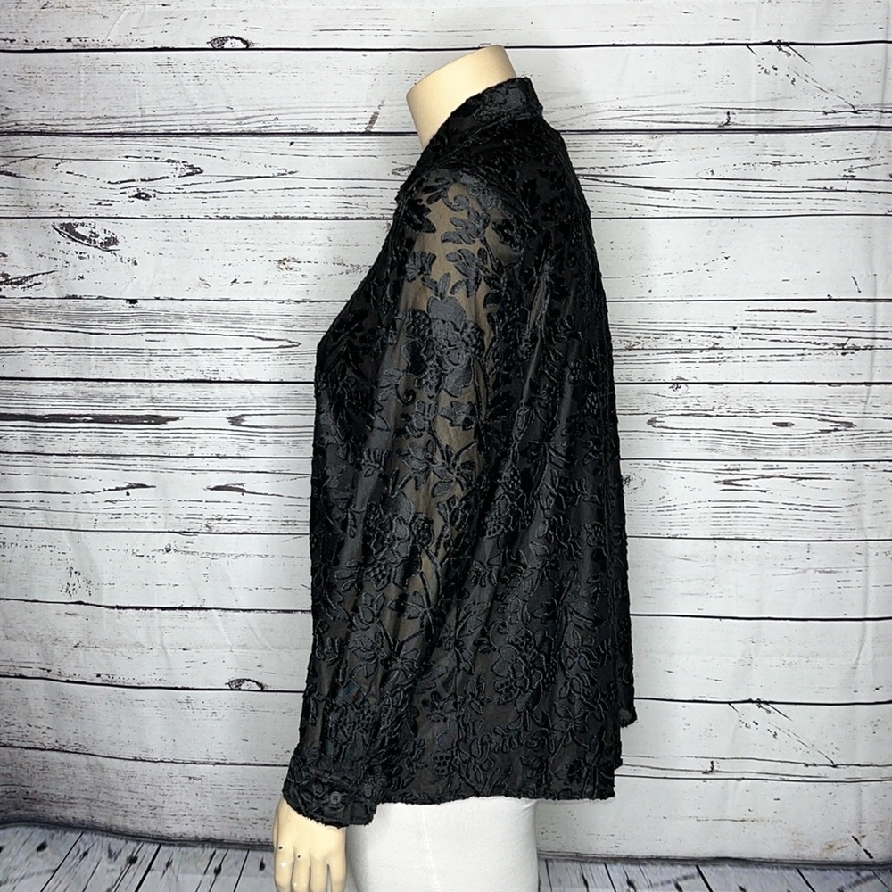 DG2 by Diane Gilman NWT 1X Black - Floral Embossed Burnout Button Up Blouse Top - Picture 2 of 5